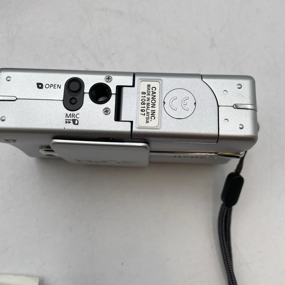 Canon ELPH Z3 Compact Digital APS Point Shoot Camera Zoom +Case+Manual~Tested